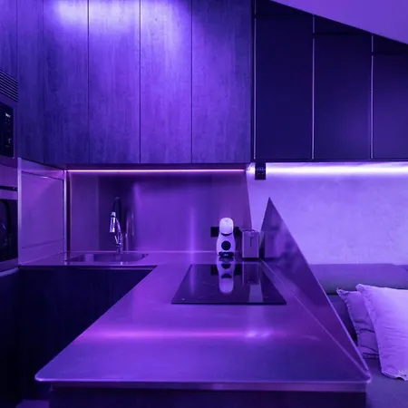 Iron House - Penthouse With Bathtub In Golden Mile & Roman Bridge *