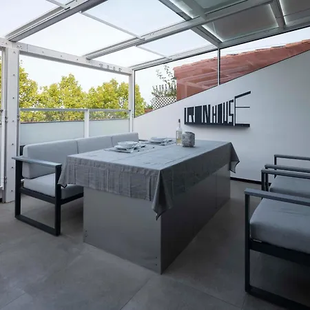 Apartment Iron House - Penthouse With Bathtub In Golden Mile & Roman Bridge Marbella